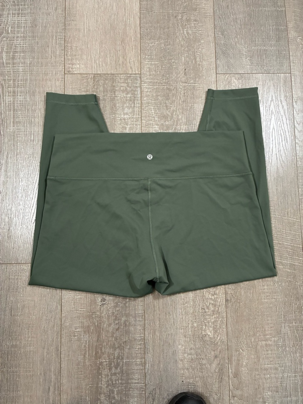 lululemon athletica Green Leggings Size 20 - Picture 3 of 6